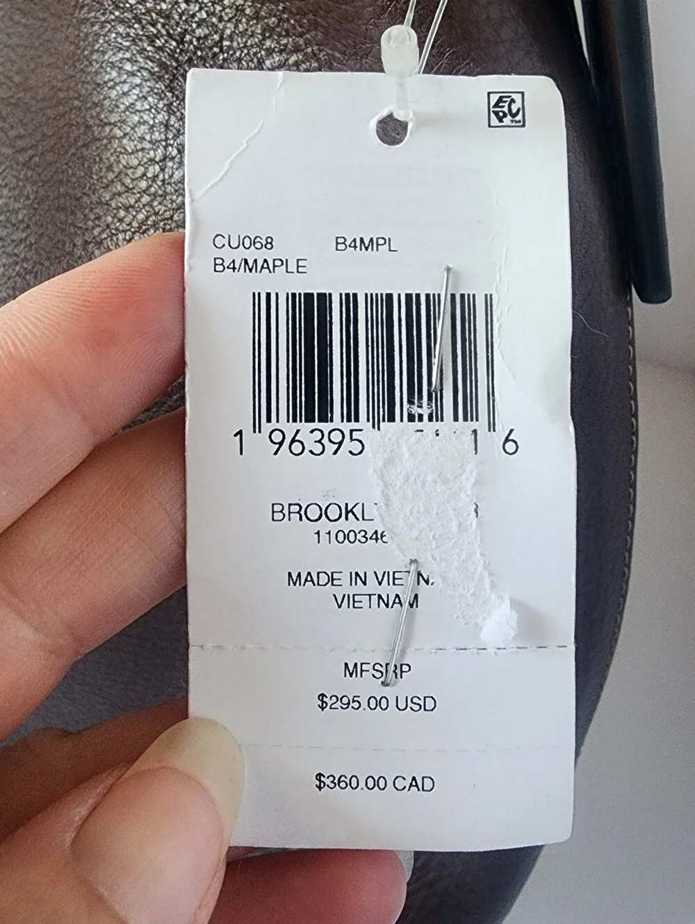 NWT Coach Brooklyn 28 Maple (SLIGHT FLAWS)